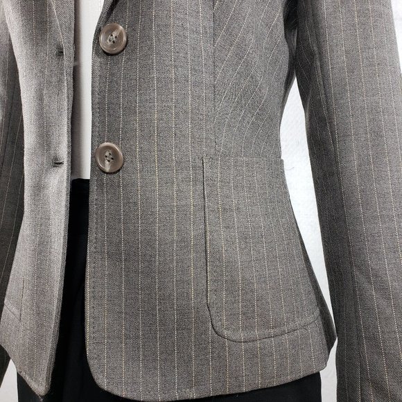 Limited Gray Pin Stripe NWOT 2-Button Blazer, 4 - Picture 8 of 13